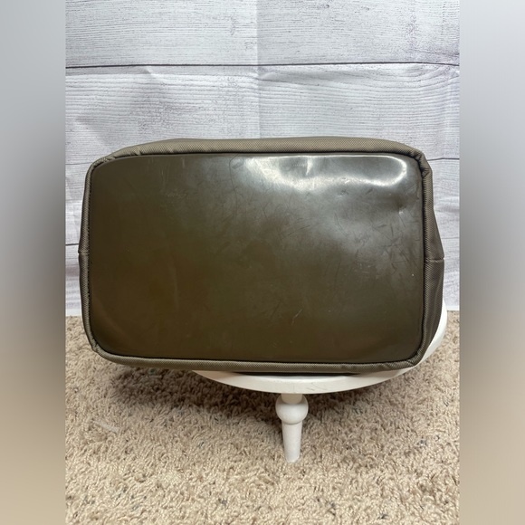 SOLD - GUCCI bamboo nylon shoulder bag - Picture 4 of 9